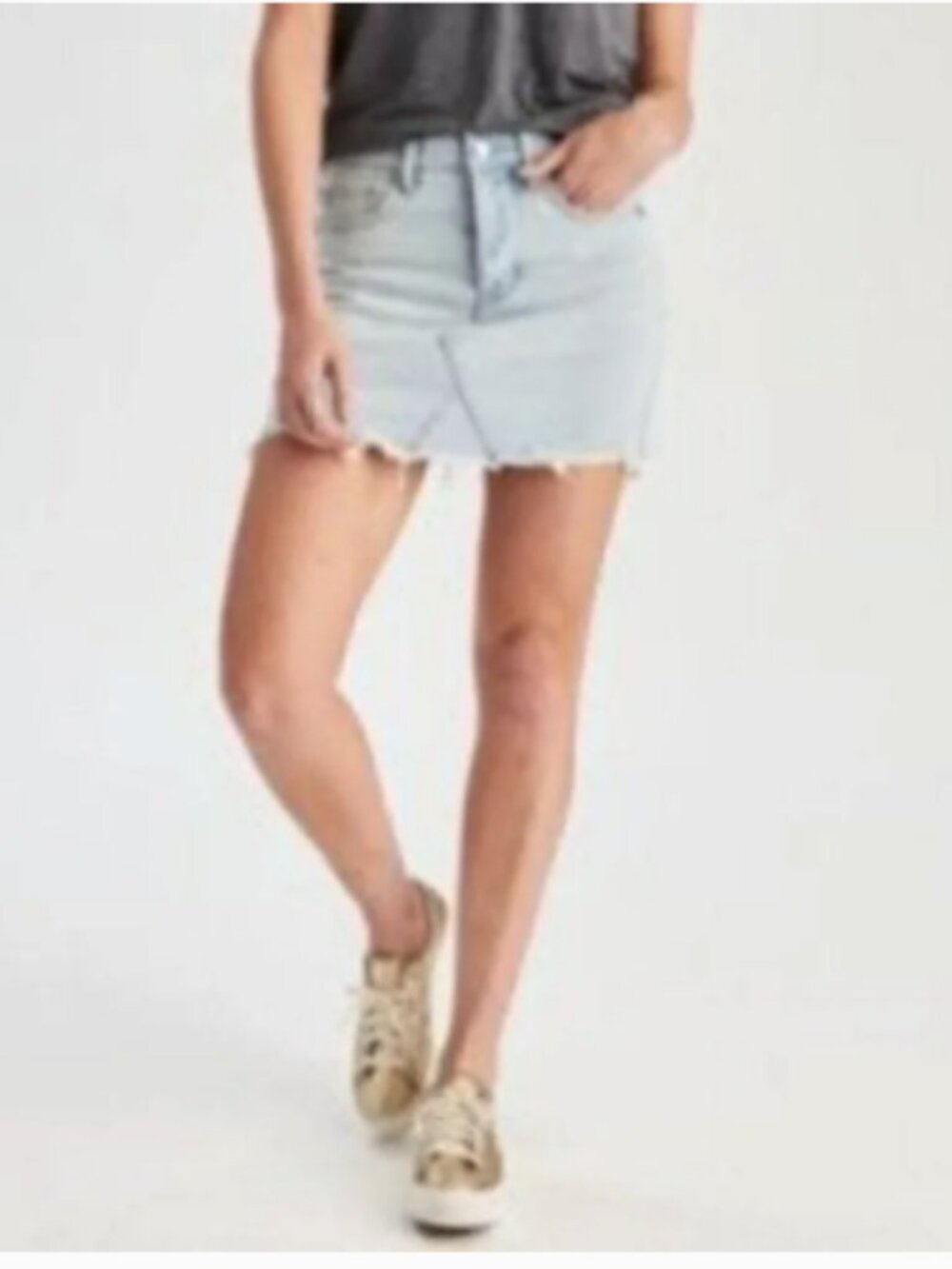 American Eagle Women’s Size 14 Denim Mini Skirt Cut Off Light Wash Distressed